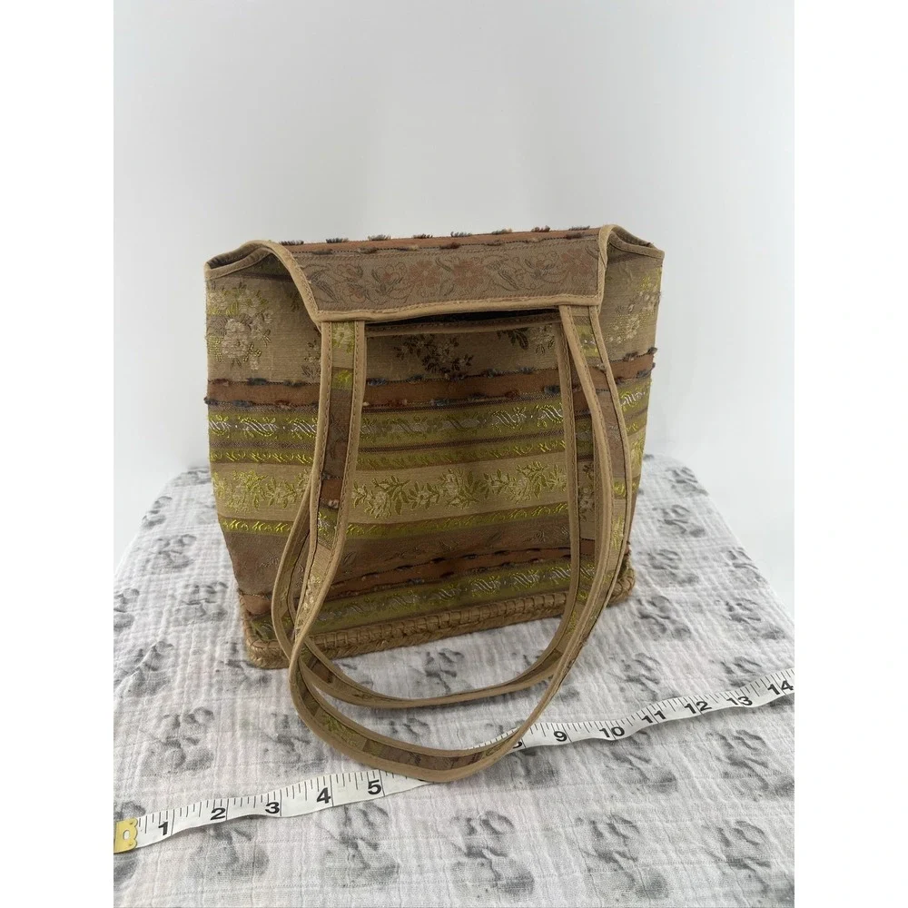 Reflexions by Andre Assous Floral Tapestry Tote Bag‎ Espadrille Base Spain Tan
